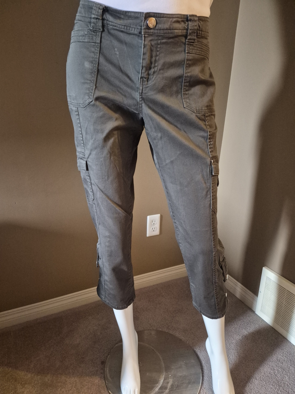 Revolution Olive Green Utility Cargo Capri Pants